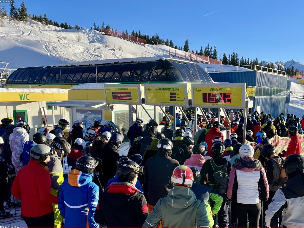 យុទ្ធសាស្ត្រលេង: ផ្តួចផ្តើមការលេងដោយមានប្រសិទ្ធភាព