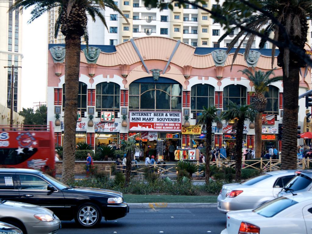 ប្រព័ន្ធកាស៊ីណូតាមអ៊ីនធឺណិត: យុទ្ធសាស្ត្រនិងអនាគត